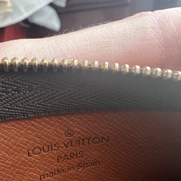 SOLD Authentic Louis Vuitton Key Pouch - Picture 8 of 9
